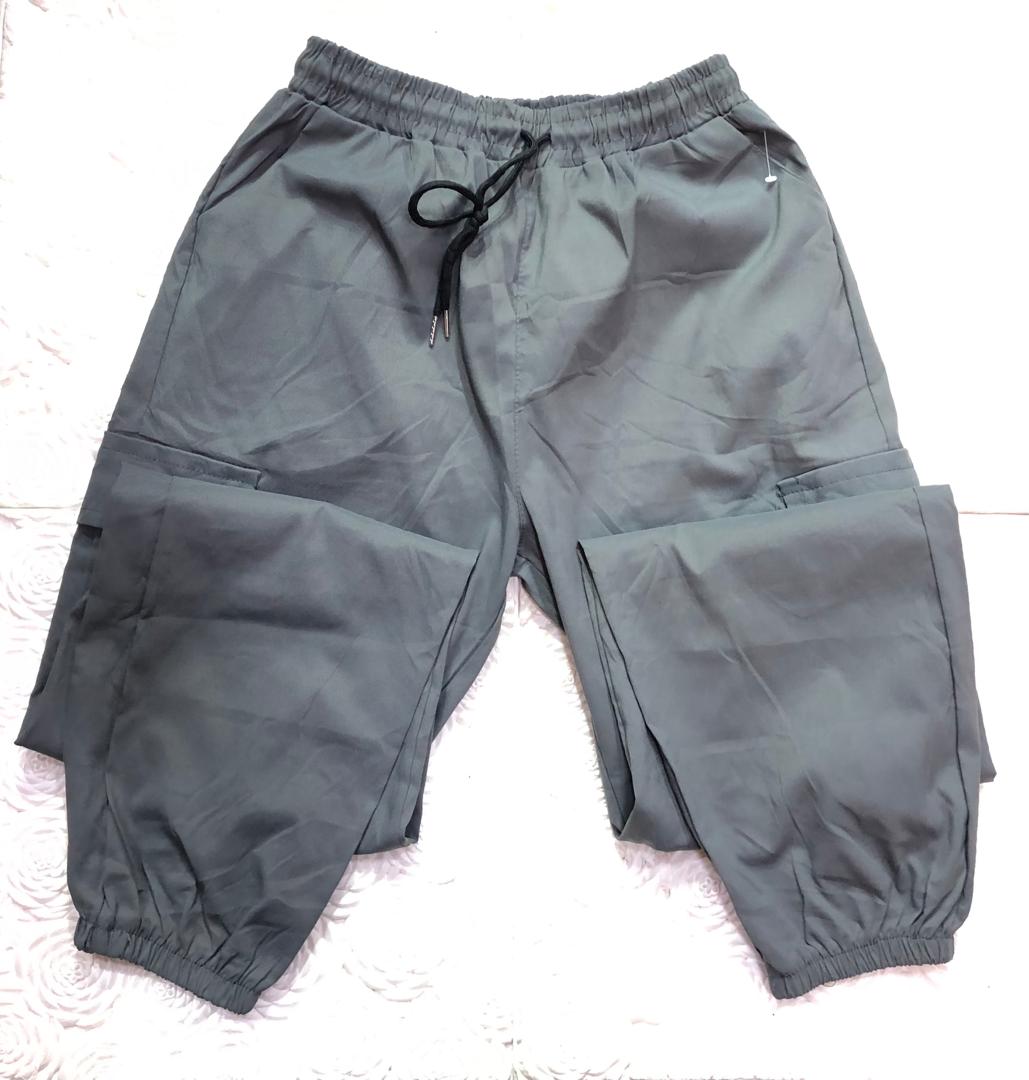 MONO JOGGER - Happy Shopping