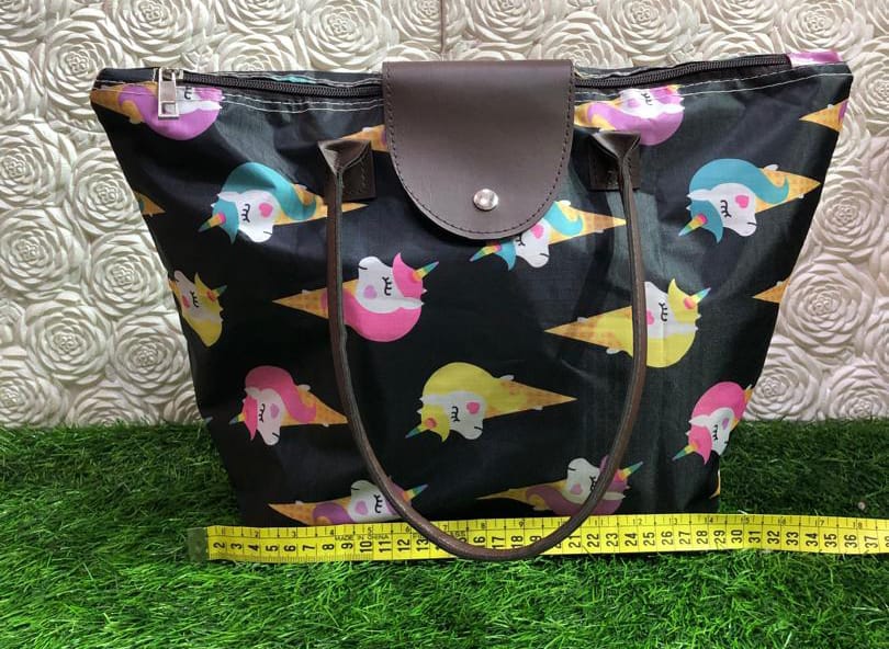 CARTERA PLAYERA PEQUEÑA - Happy Shopping