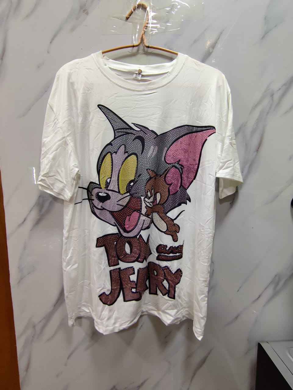 FRANELA OVERSIZE CON PIEDRERIA. - Fashion Palacios