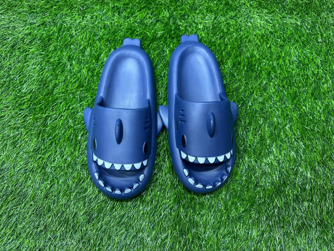 CHOLA TIBURON ADULTO - Happy Shopping